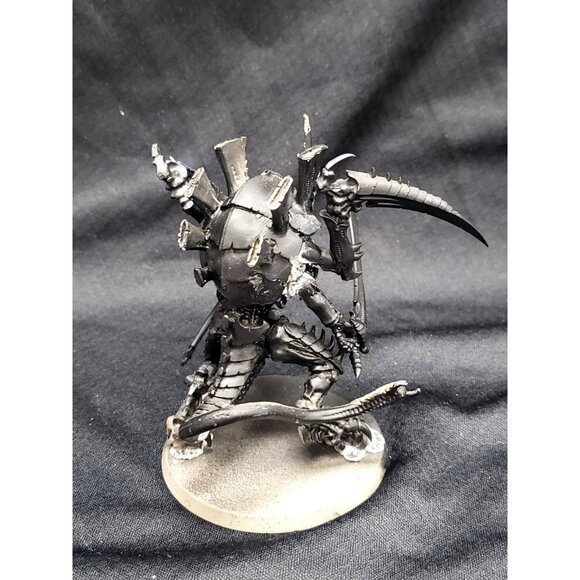 Warhammer 40k Tyranids Hive Tyrant w Whip & Sword Assembled Metal Plastic HT1 - Picture 3 of 7